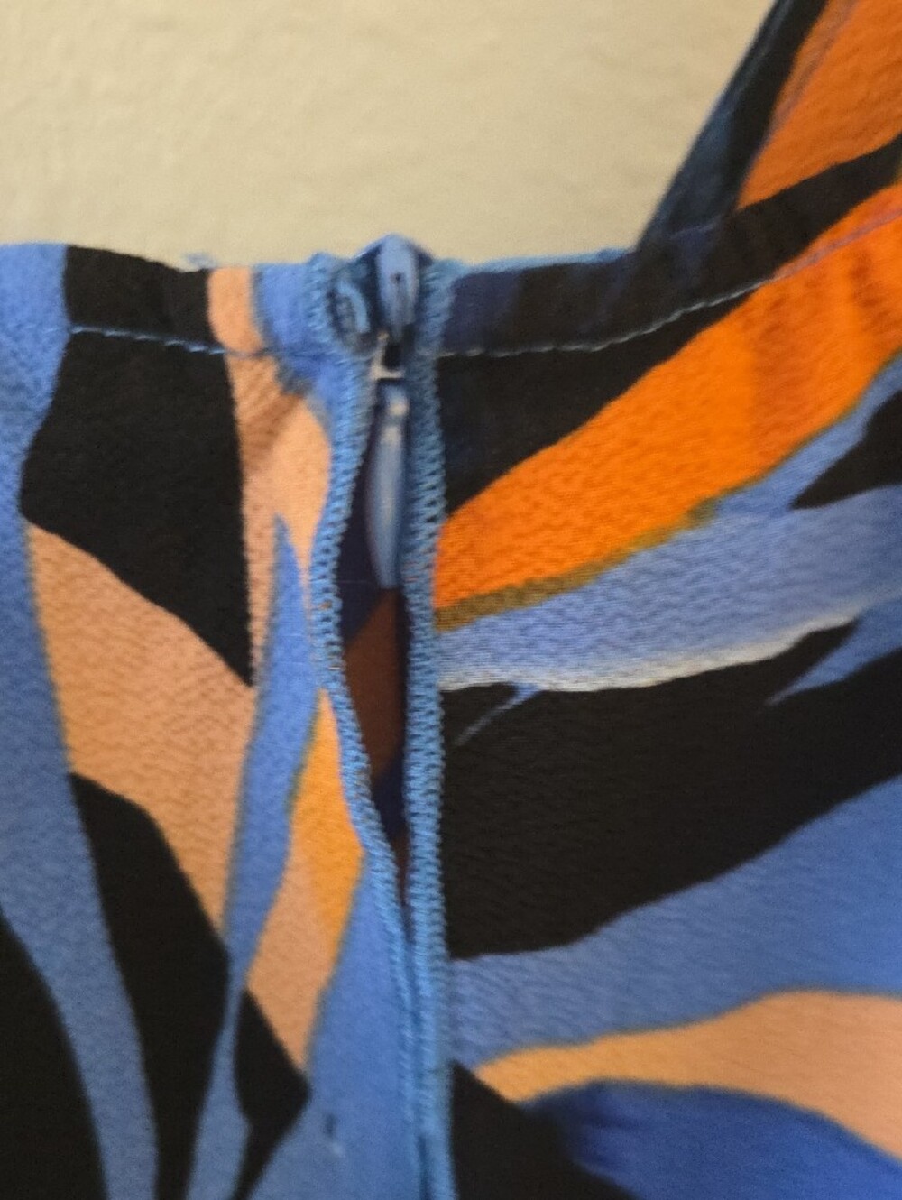 Blue Tropical-Print Sleeveless Romper - Picture 4 of 5